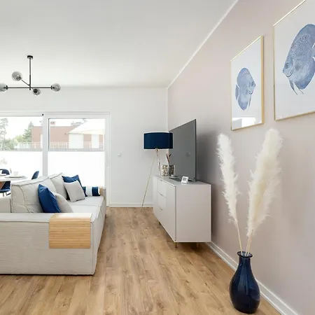 Na Brzozowej 아파트 미에드지보드지